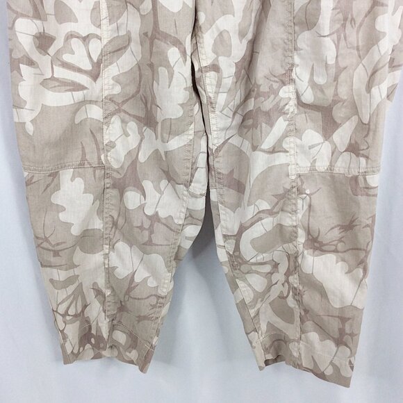 Anthropologie Frannie Print Tapered Pants Sz 16W Linen Blend Beige Floral Leaves - Picture 9 of 11